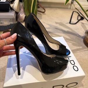 Aldo Shiny Black Stiletto Heels